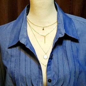 NWOT Blue Tailored Look Ladies Van Heusen Blouse